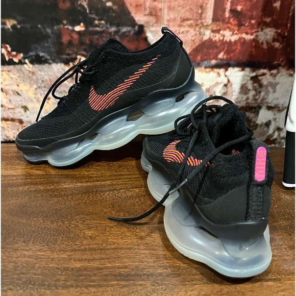 Nike Other - NEW NIKE SCORPION SIZE 11.5